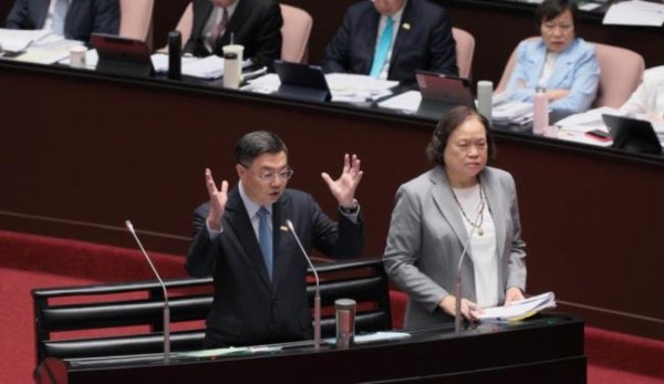 天载配资  台媒：赖清德将迎来全面性危机 党内矛盾激化